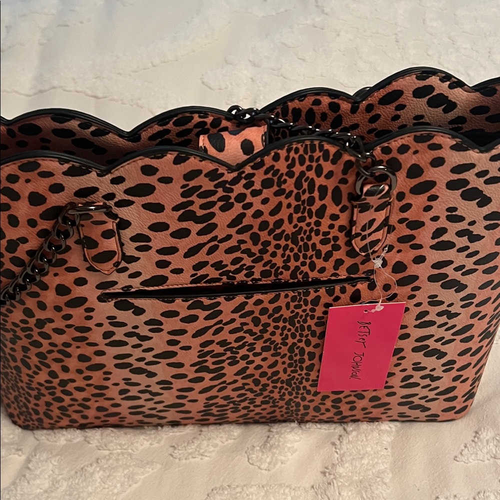 Betsy Johnson In the Prowl Leopard Print Tote Bag - Picture 4 of 9